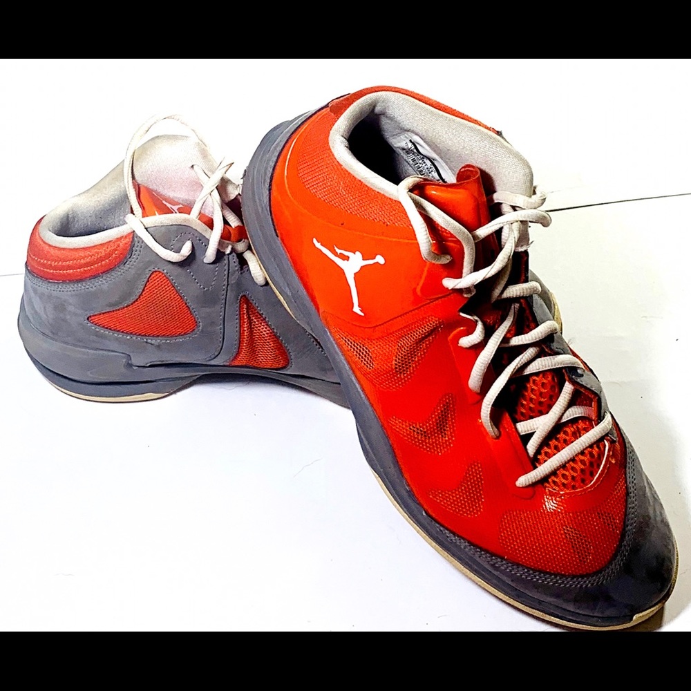 Nike Jordan Size 10 Orange/White Play in These